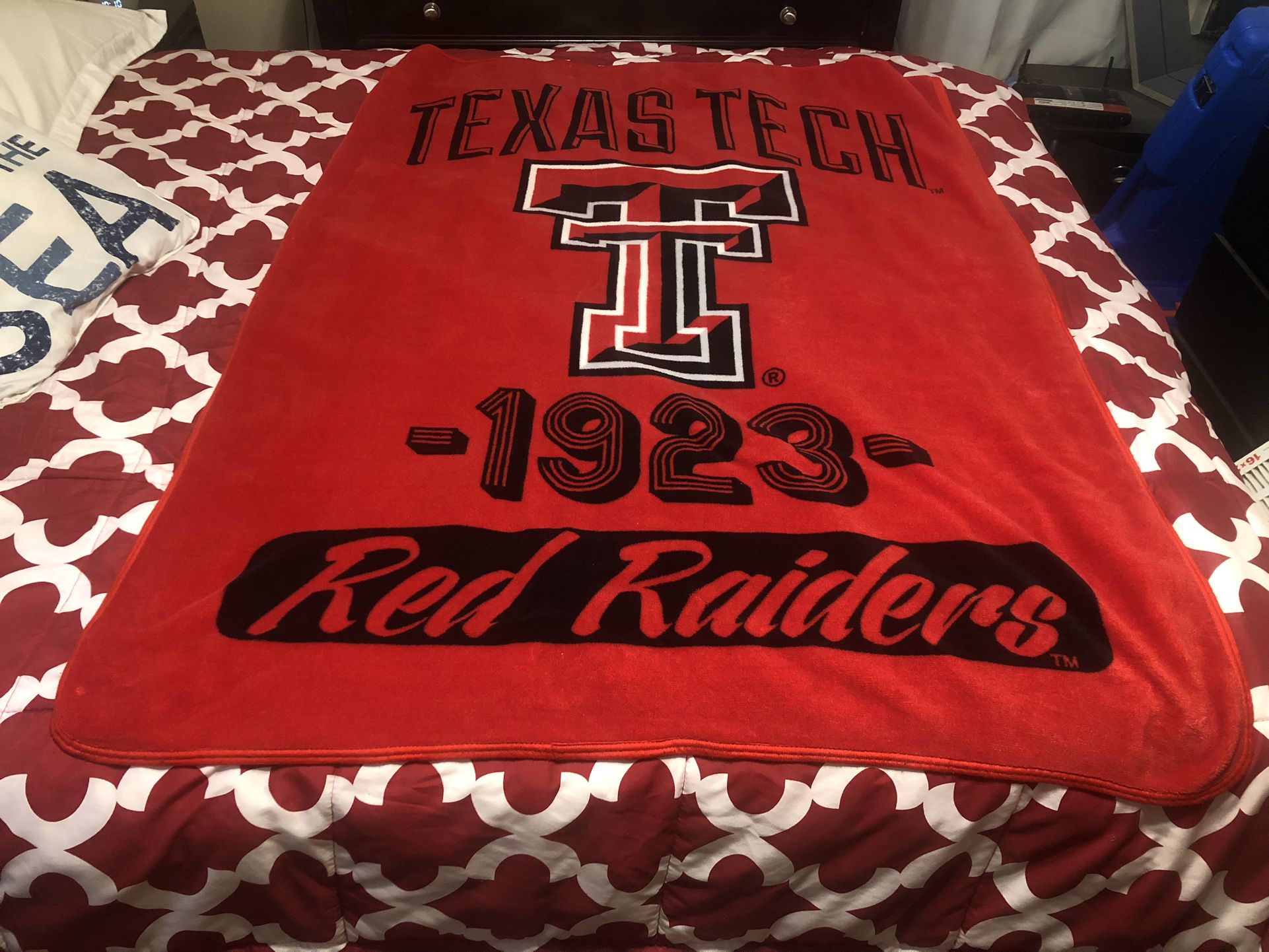 Texas Tech Throw Blanket 