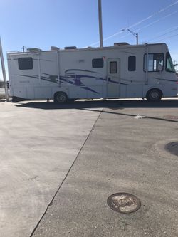 2004 RV