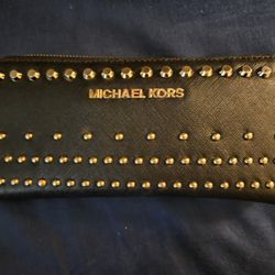 Michael Kors Gold Studded Jet Set Wallet