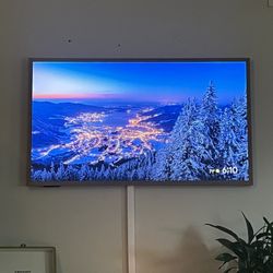 Hisense 55-Inch Class QLED 4K S7N CanvasTV Series Dolby Vision HDR Google Smart TV (55S7N) - 144Hz, Art Mode, Anti-Glare Panel, Hi-Matte Display