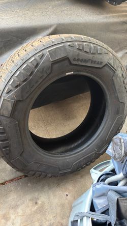 Cybertruck tire