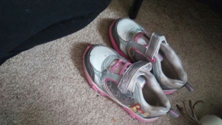 Cinderella shoes lights up