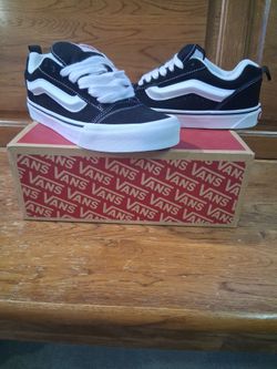 Vans Low-Top Sneakers with Box