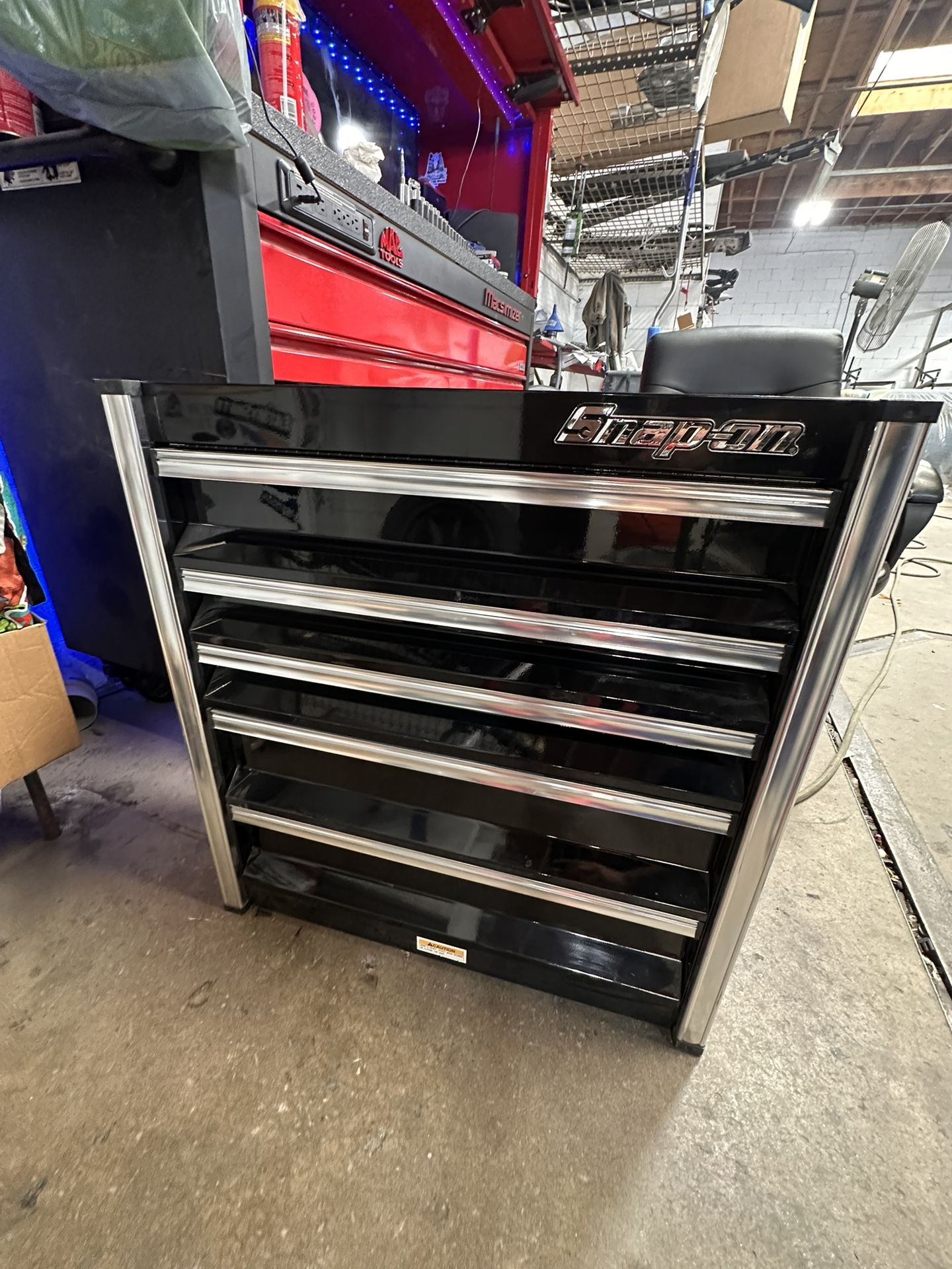 Snap On Wall Bar