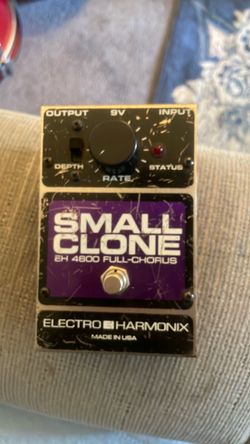 Small Clone EH 46000 Full-Chorus Pedal