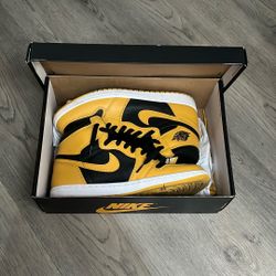 Pollen Yellow Jordan 1 