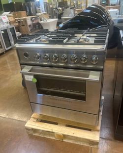 Slide in Dual Fuel Stove 30 inch wide Fisher and Paykel