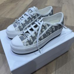 Walk'n'Dior Sneaker - BRAND NEW