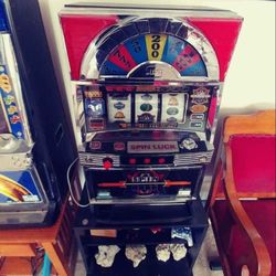 IGT Spin Luck Wheel Of Fortune Slot Machine 