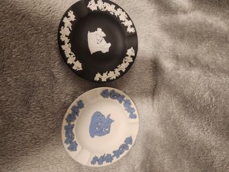 4 In Wedgewood Ashtrays 