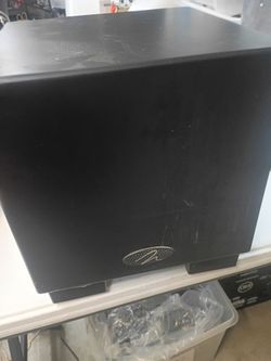 MARTIN LOGAN DYNAMO 700