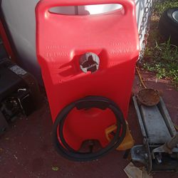 14 Gallon Gas Tank With Wheels And Hose For Sale In Pine Hills