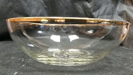 10" Glass Serving Bowl With gold Rim