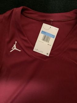 Jordan Women's Red V-Neck Top Size M