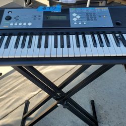 Yamaha Keyboard 