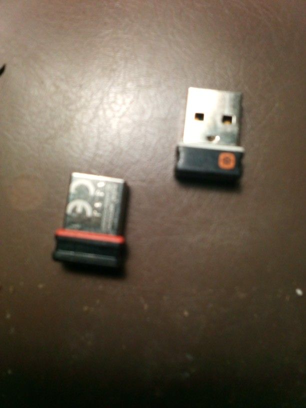 Logitech USB Unifying Receiver ×2