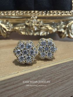 8MM Moissanite 💎 Gold & Silver Flower Stud Earrings | 925 Silver