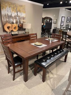 Dining set table with 4 Chairs & Bench 