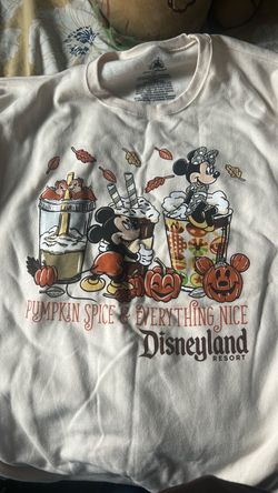 Mickey Minnie Disneyland park sweater fall new tags