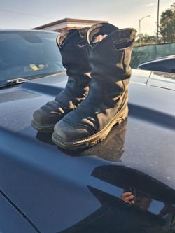 Steel toe boots 9D