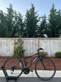Trek FX 3 Women’s Fitness Hybrid Bike – 17.5” (Medium) Frame - Lightweight Bicycle