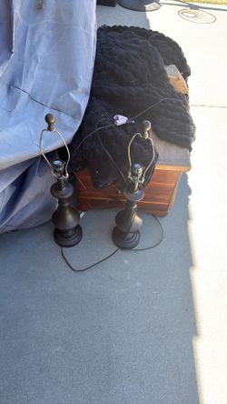 Lamp stands brown