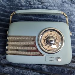 Bluetooth Radio Speaker 