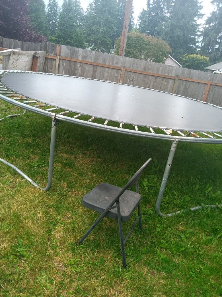 Free Trampoline