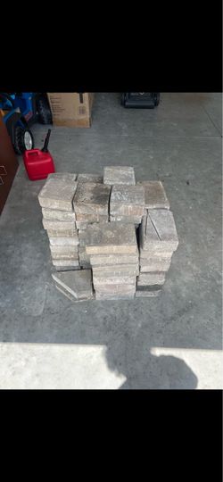 Brick pavers   100 pcs
