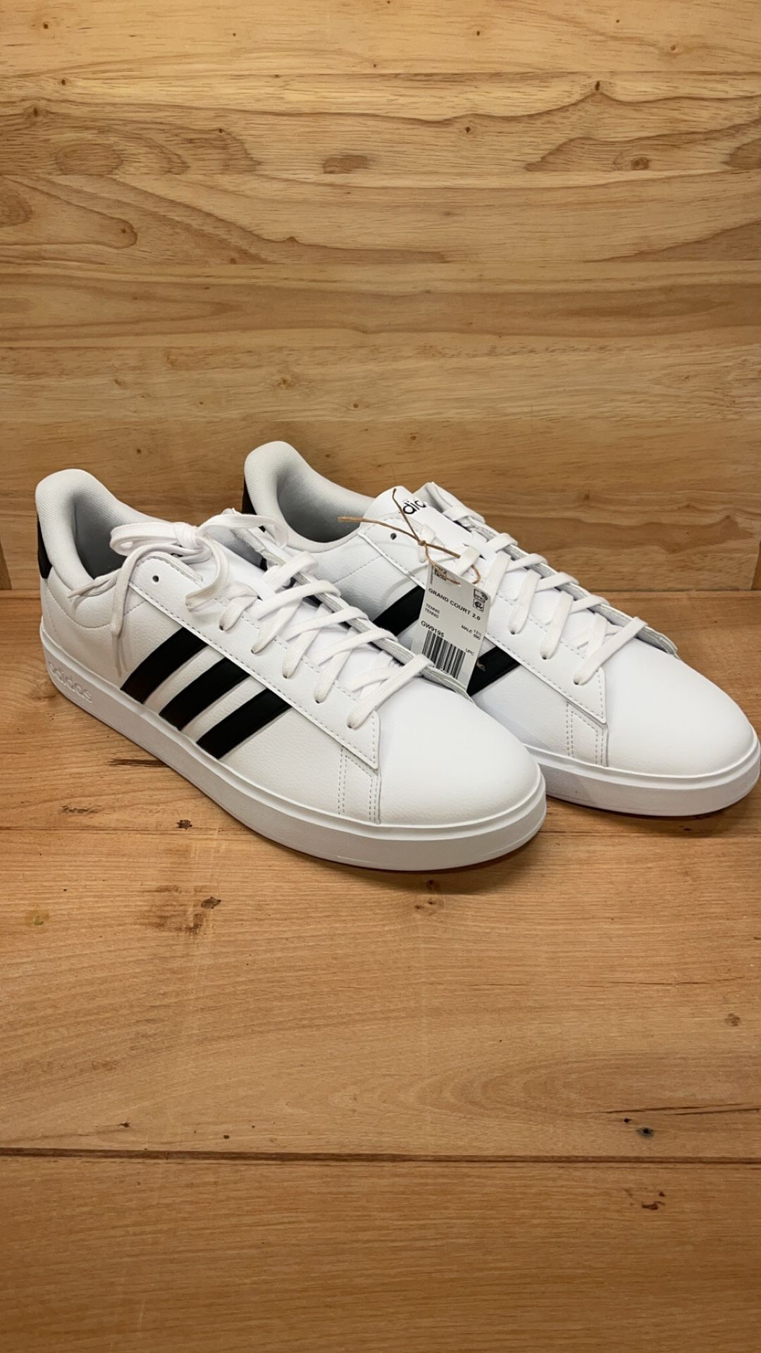 adidas - Size 14M