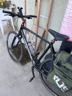 Very nice Cannondale all-terrain hybrid bike