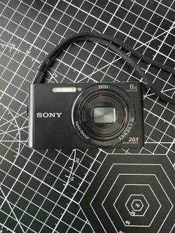 Sony Cybershot DSC-w830 20.1 MP Black digicam