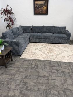 Sectional couch