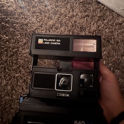 Polaroid 600 SE