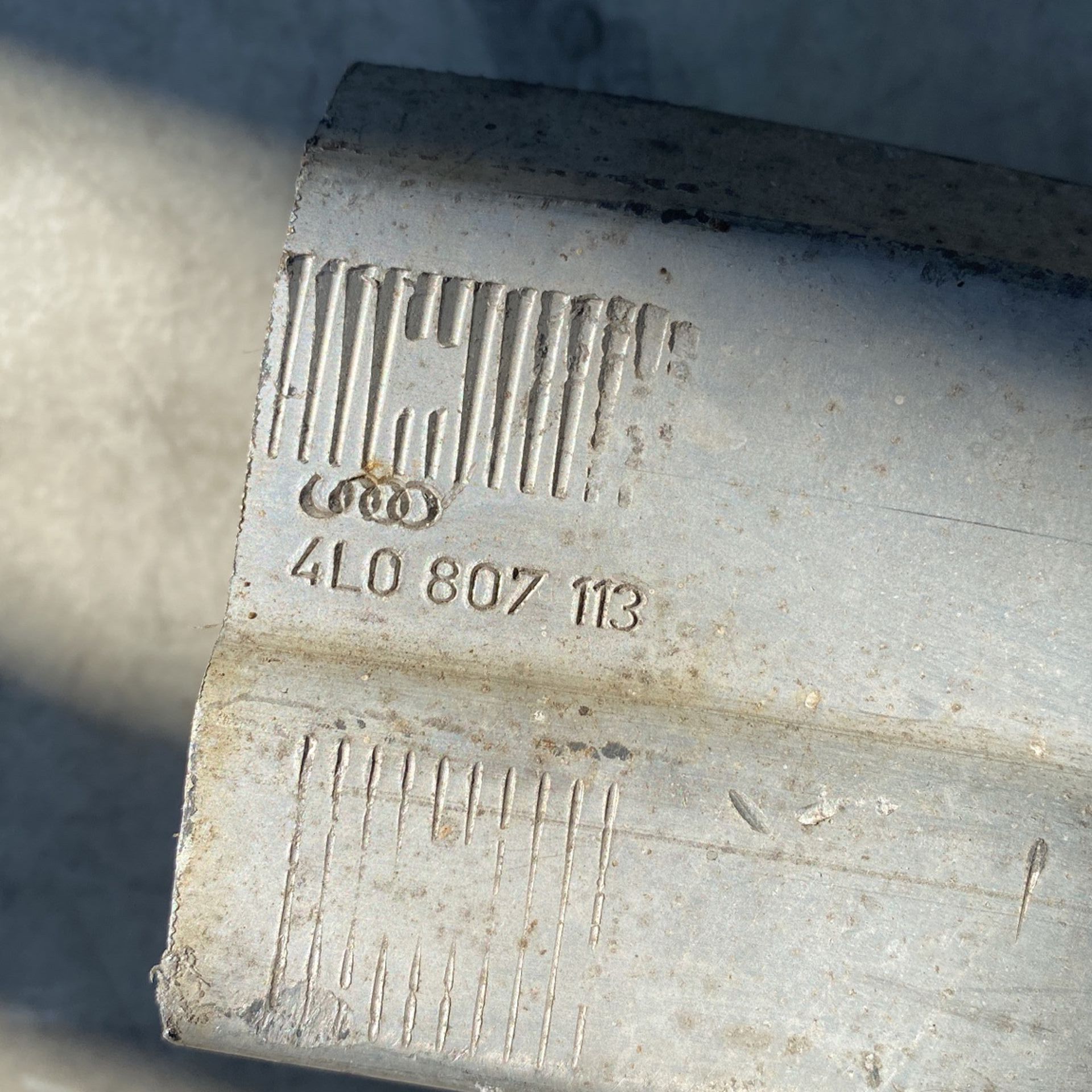 2007 2008 2009 2010 2011 2012 2013 2014 2015 Audi Q7 Front Bumper Reinforcement Impact Bar OEM (ORIGINAL)