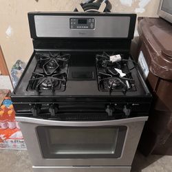 Stove and microwave 