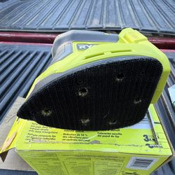 RYOBI ONE+ 18V Cordless Corner Cat Finish Sander (Tool Only)