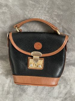 Dooney & Bourke 