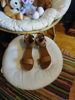 Cute Used girls summer sandals