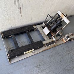 Motorcycle Lift (Stinger)