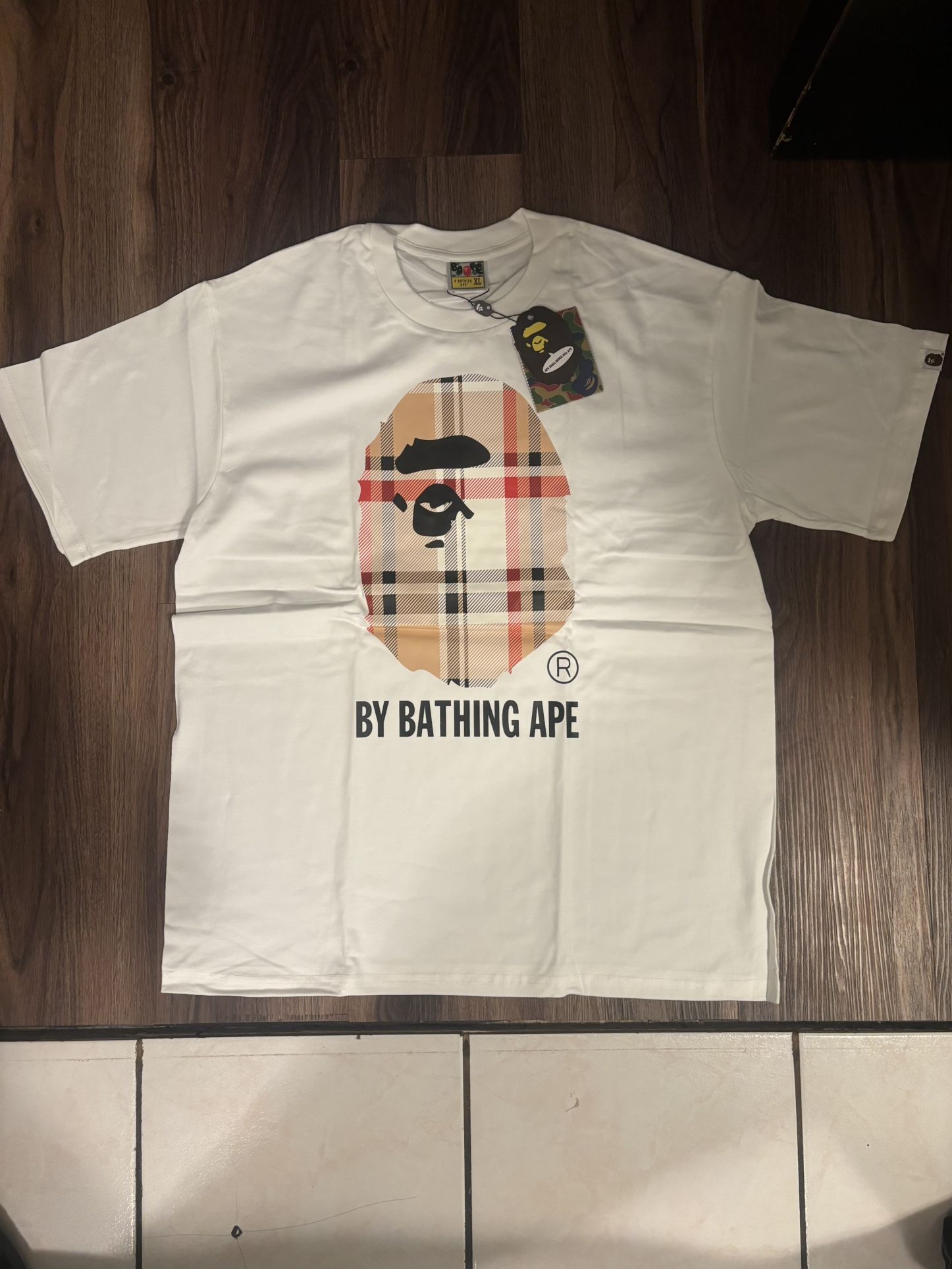 White burberry T-Shirt Size XL,XXL