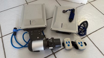 Bixpy  Kayak and Paddle Board Motor with two Batteries