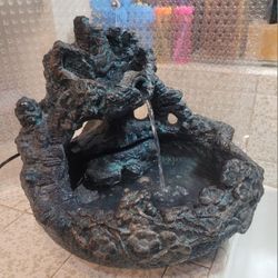 Decorative Indoor/Outdoor Fountain With New Adjustable Pump