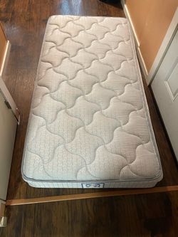 Twin mattress