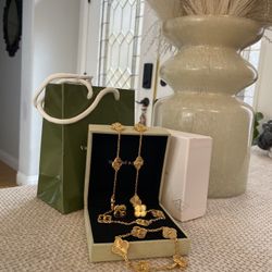 Gold Clover VC 18K gold Filled NEW In Box Necklace 3 Pcs Collar Trébol