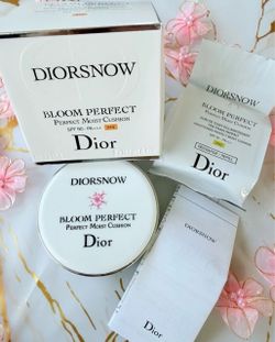 Dior cushion foundation plus free refill New in box with spf