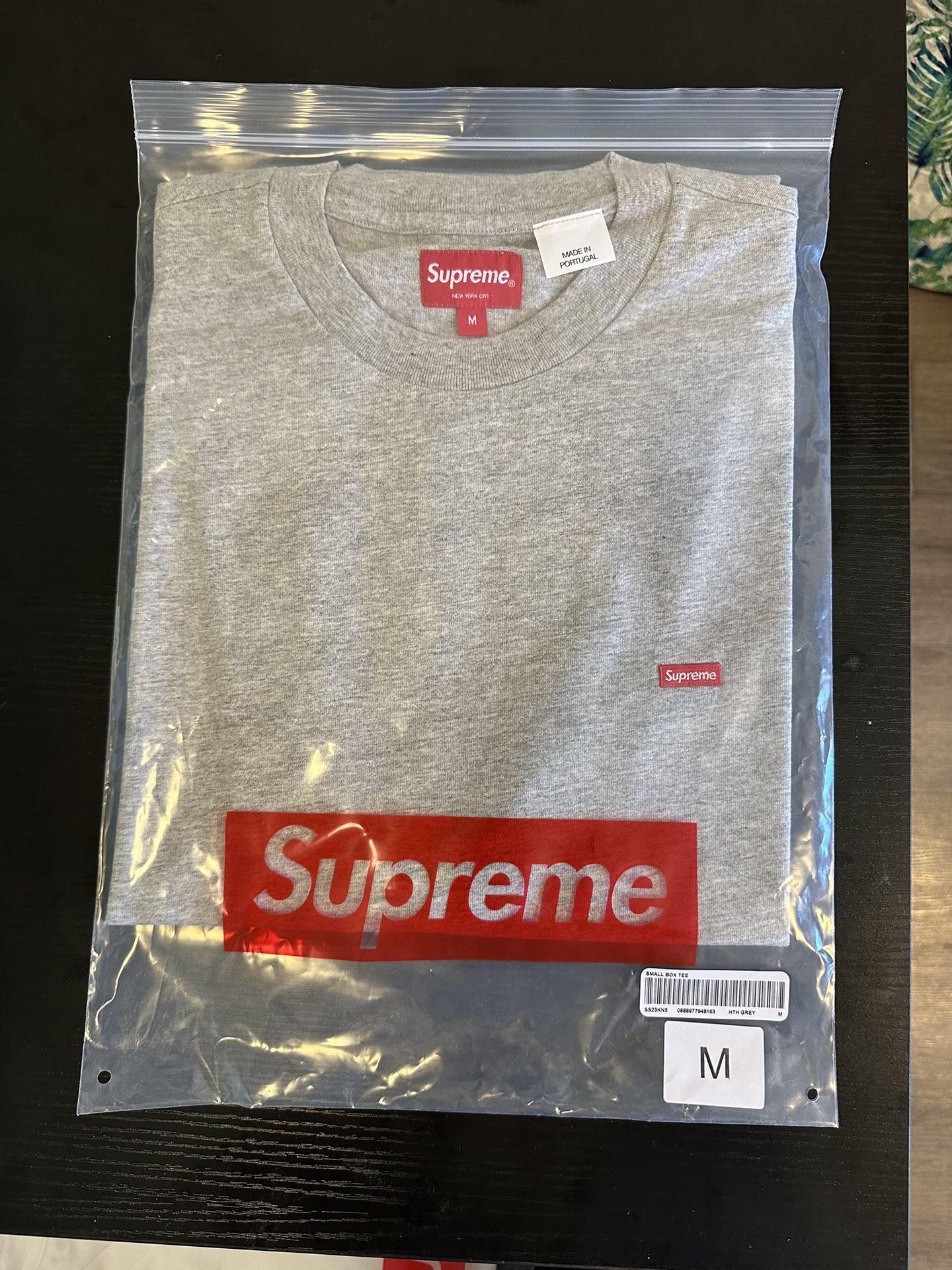 Supreme Grey Small box Logo
