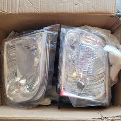 2005 Toyota Tundra Headlights 