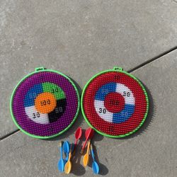 dart board 