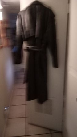 Black Trench Coat Large 